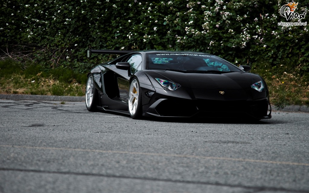Lamborghini Aventador Liberty Walk