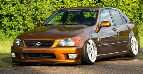 Lexus IS