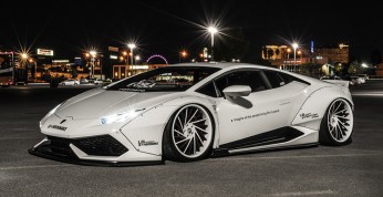 Poszerzony Lamborghini Huracan od Liberty Walk - jeszcze niżej,...