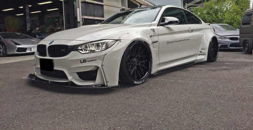 BMW M4 Liberty Walk