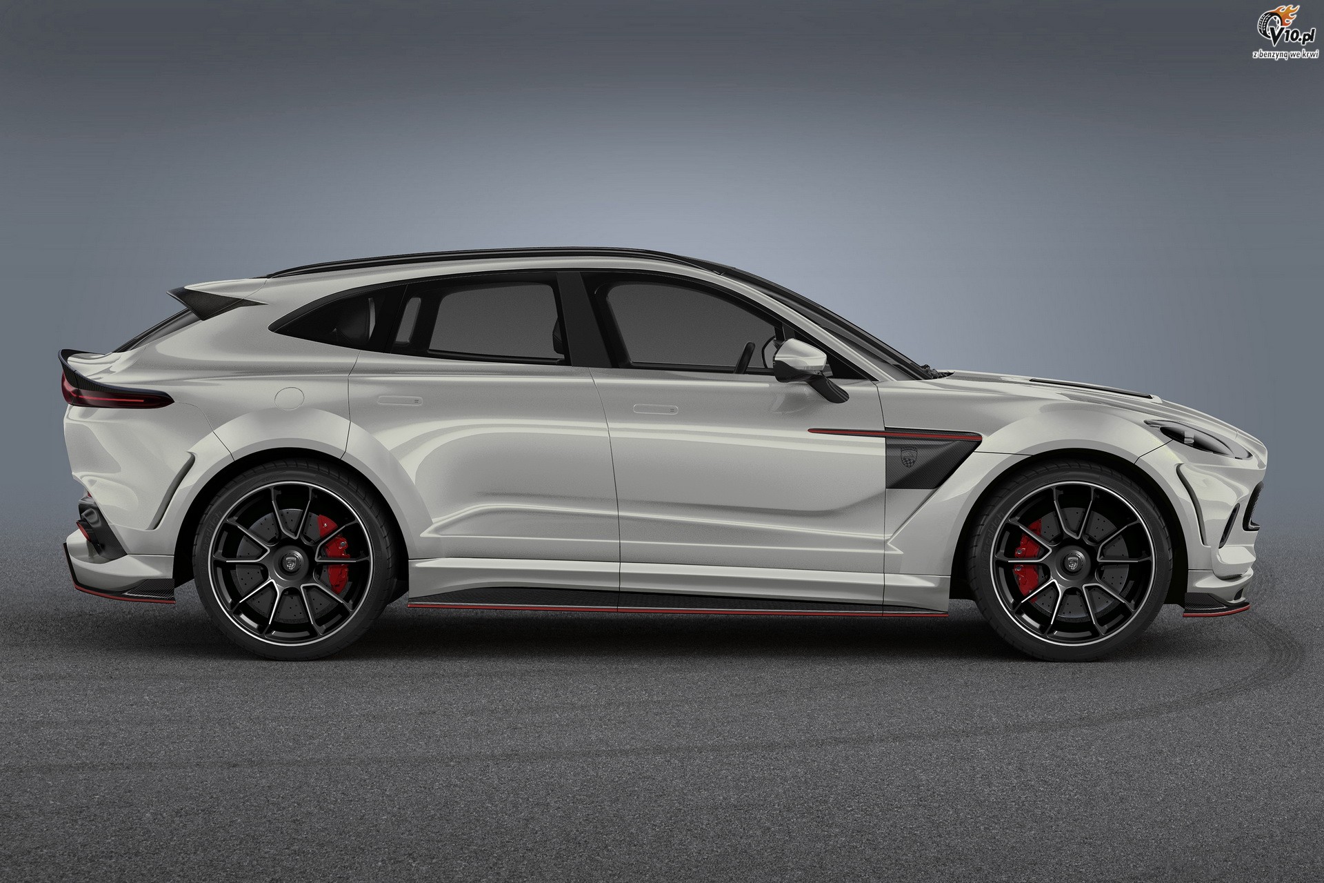 Aston Martin DBX