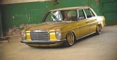 Mercedes 230