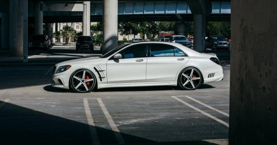 Mercedes S MC Customs