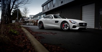 Mercedes AMG GT ubrany w felgi PUR