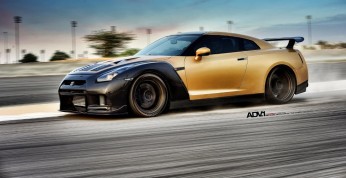 Nissan GT-R Gold Carbon ubrany w felgi ADV.1