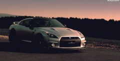 Nissan GT-R Black Bison od Wald International