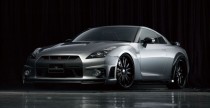 Nissan GT-R Black Bison od Wald International