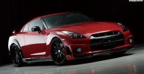 Nissan GT-R Black Bison od Wald International