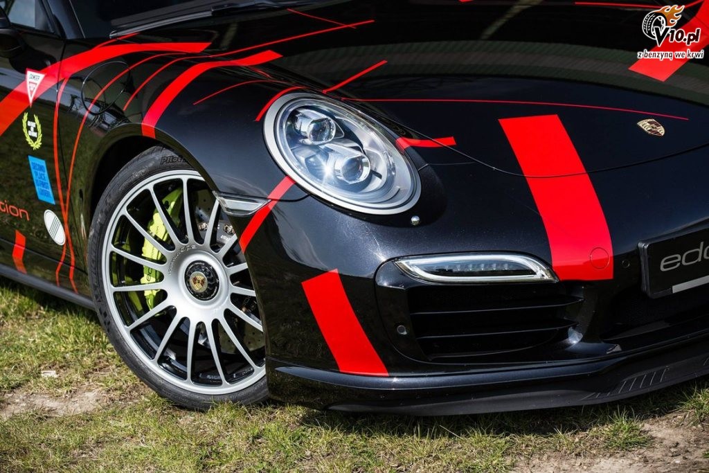 Porsche 911 Turbo S Edo Competition