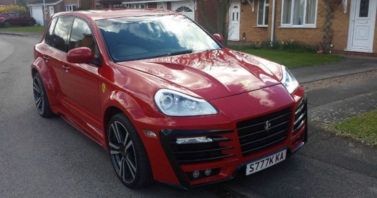 Porsche Cayenne Ferrari