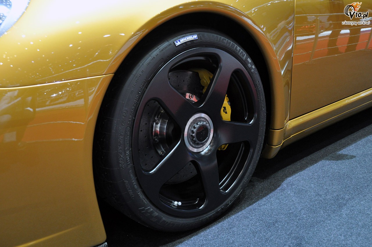 Porsche 911 Turbo RUF RT 12R