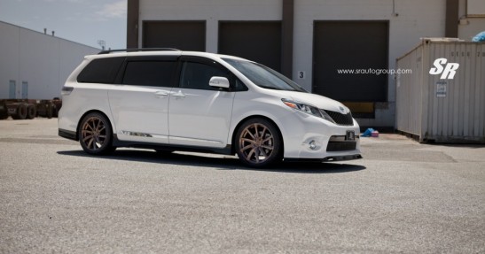 Toyota Sienna SR Auto Group