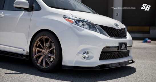 Toyota Sienna SR Auto Group