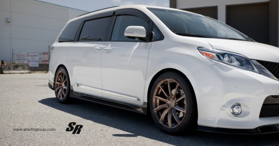 Toyota Sienna SR Auto Group