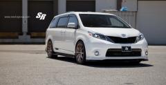 Toyota Sienna SR Auto Group