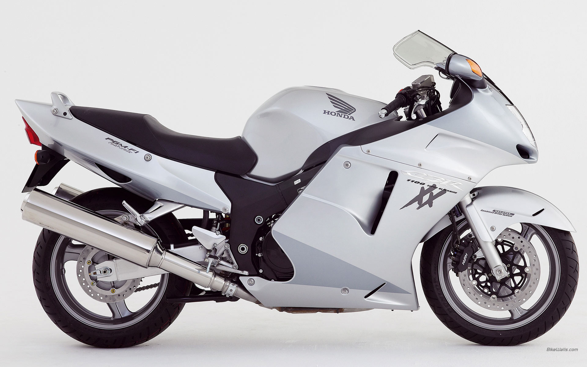 Honda blackbird vs zx12r #3