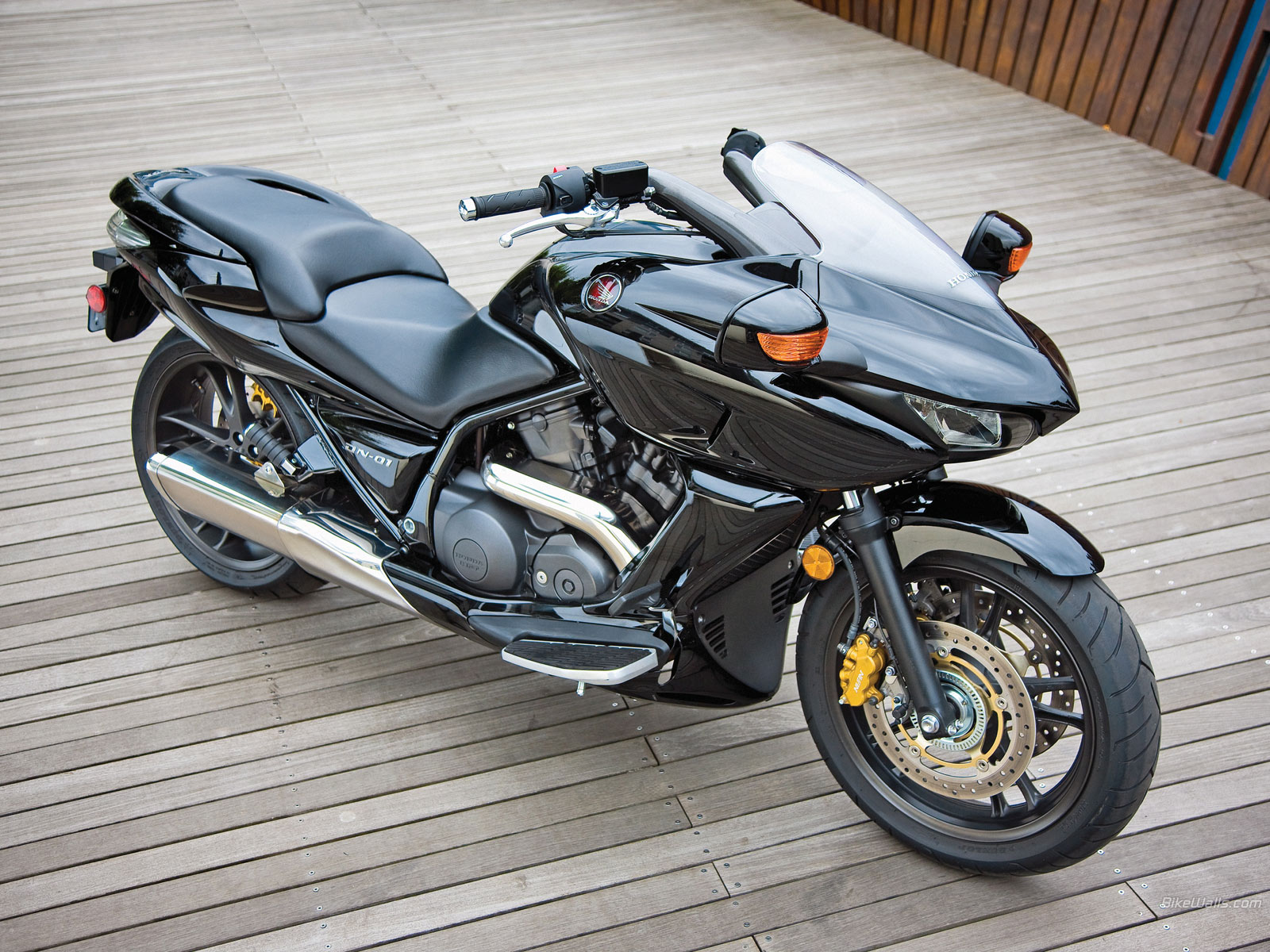 Honda dn-01 sports cruiser #4