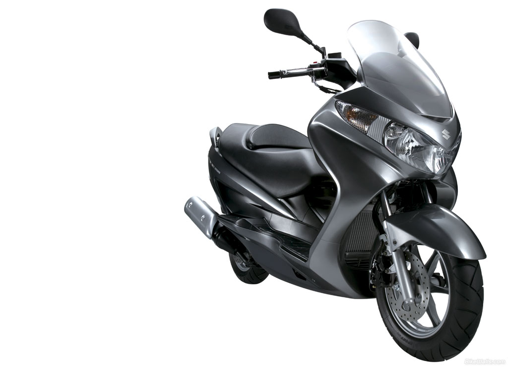 Suzuki%20Burgman%20125%201024x768_c102.j