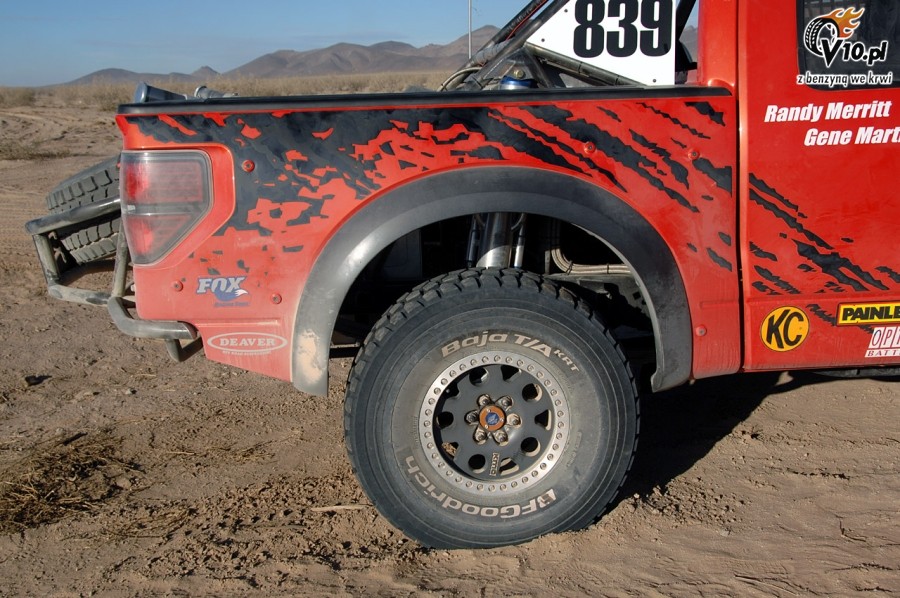 Ford f150 raptor svt baja 1000