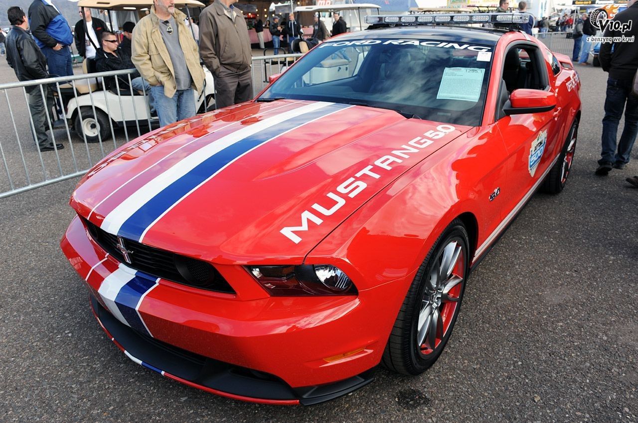 Ford mustang 5.0 gt/cs pace car daytona 500 #5