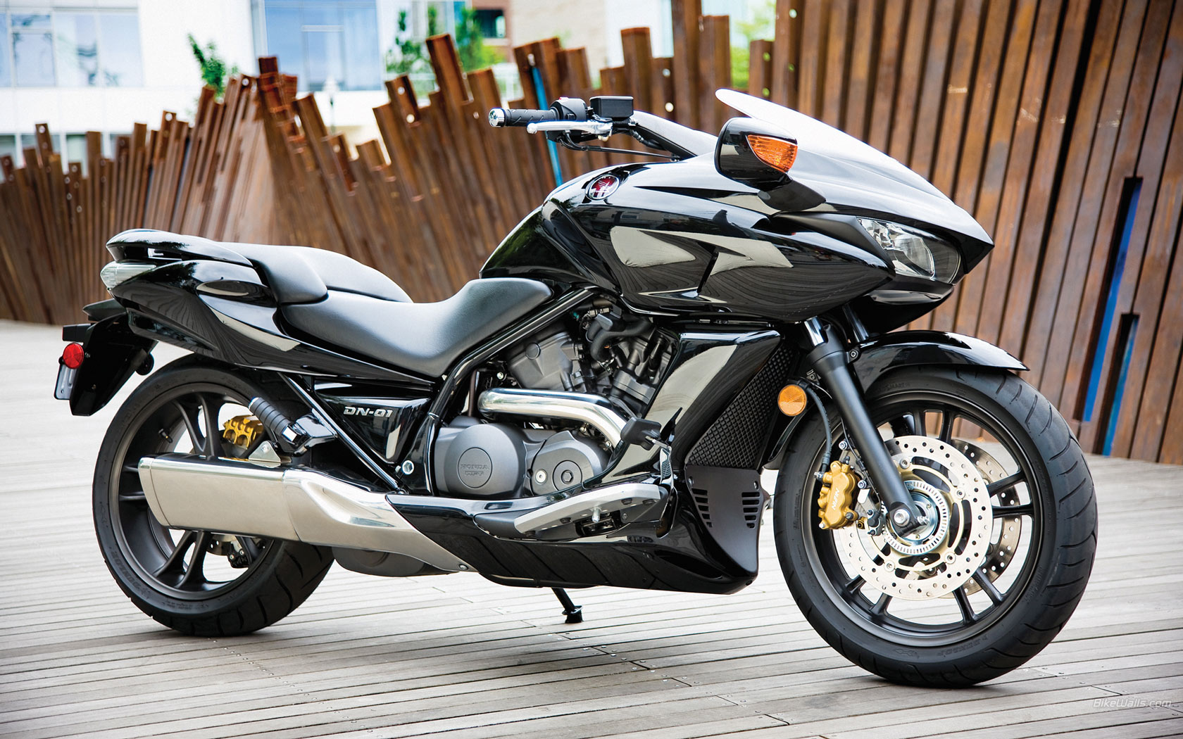 Мотоцикл любой. Honda DN-01. Honda nsa700 DN-01. DN 1 Honda dn1 мотоцикл. Honda dn01 автомат.